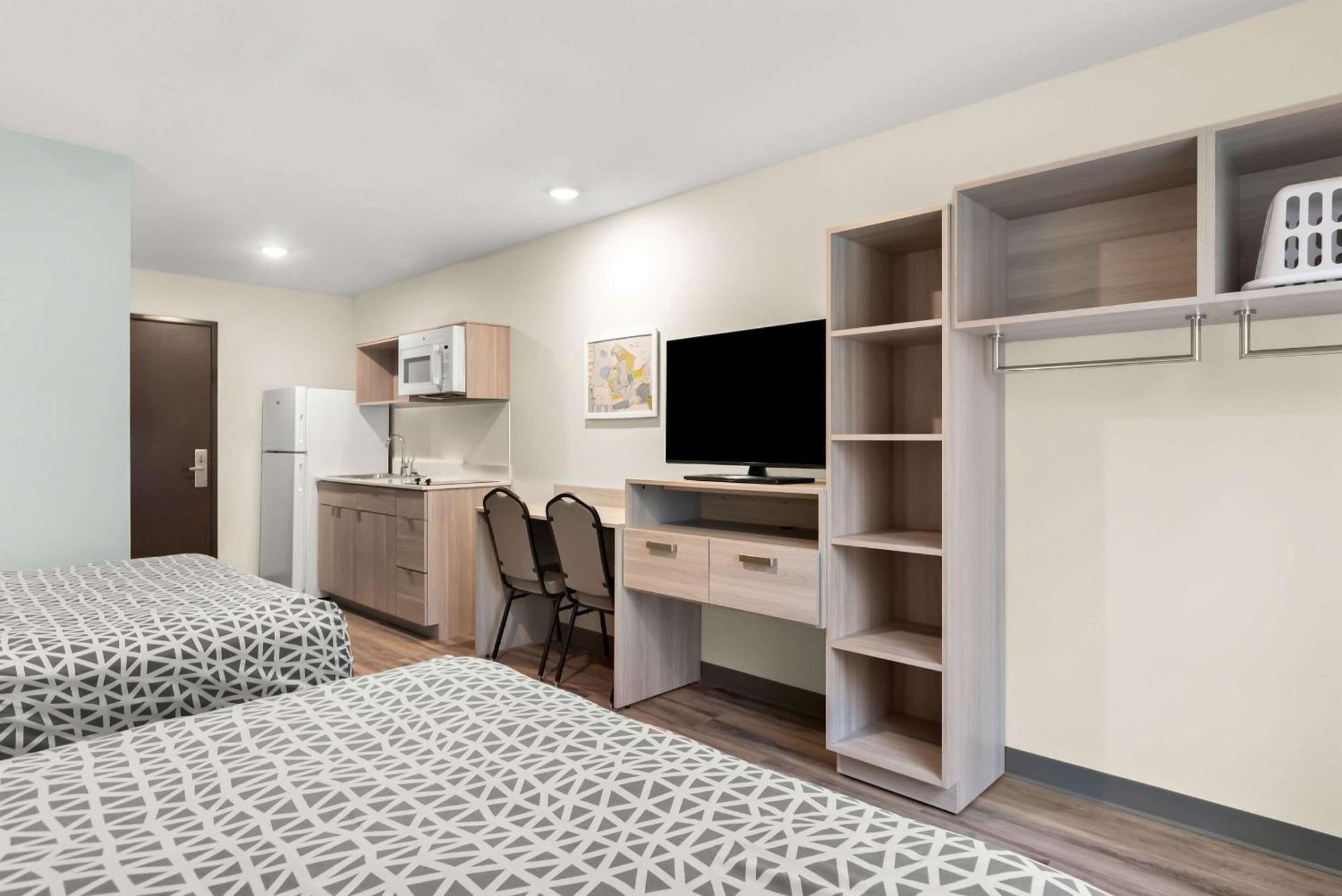 Woodspring Suites Savannah West Chatham Parkway Екстериор снимка