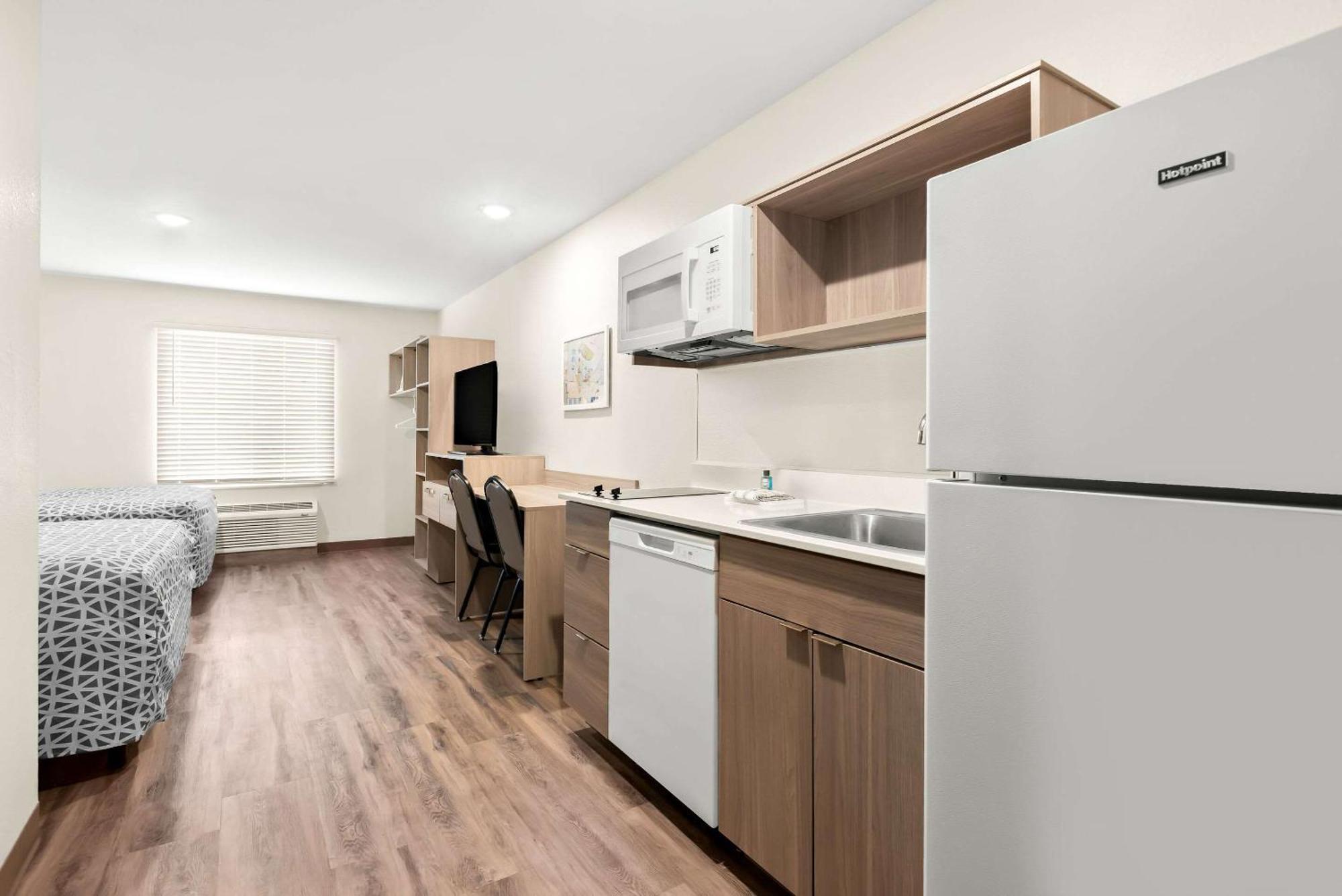 Woodspring Suites Savannah West Chatham Parkway Екстериор снимка
