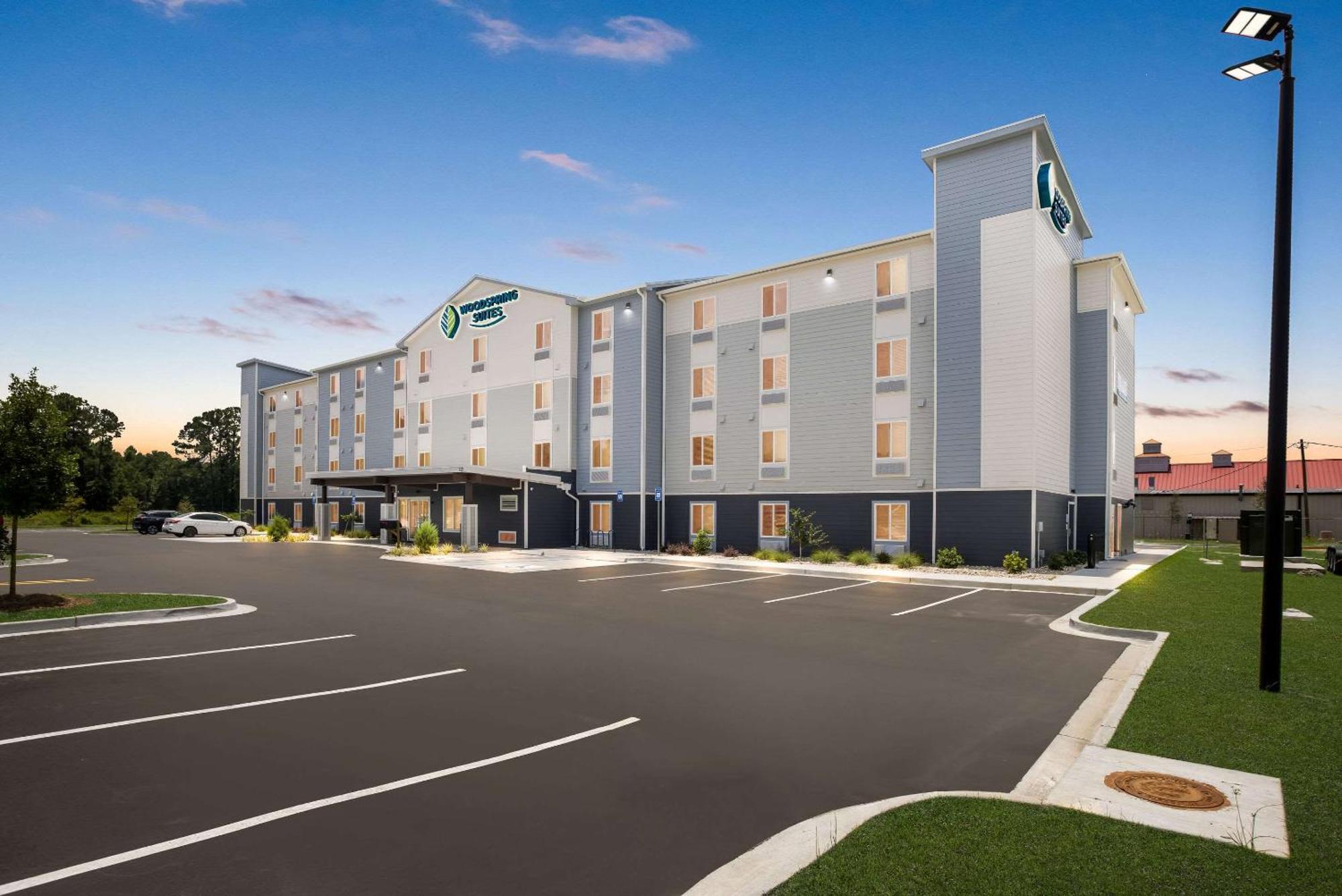 Woodspring Suites Savannah West Chatham Parkway Екстериор снимка